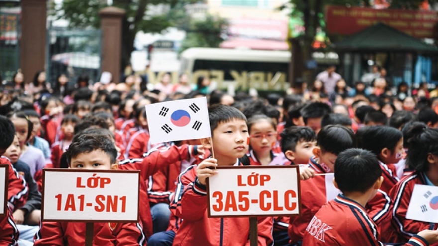 Vietnam schools set to teach Korean, German languages